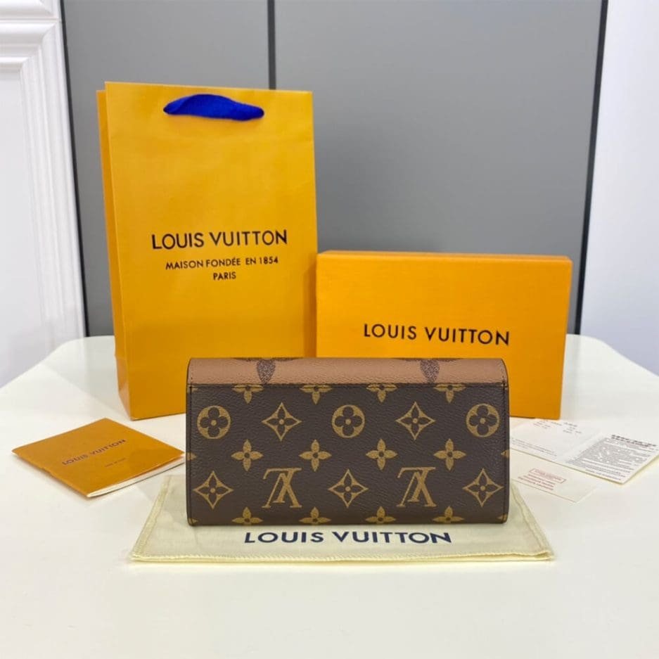 L0vis Vvtt0n Sarah Wallet M80726