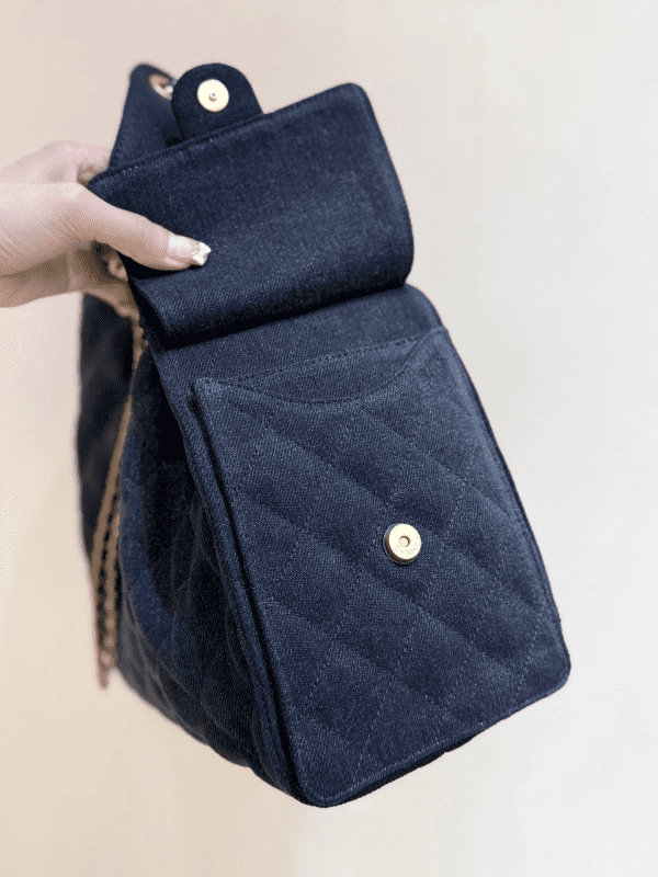 Ch**el 25 Medium Handbag